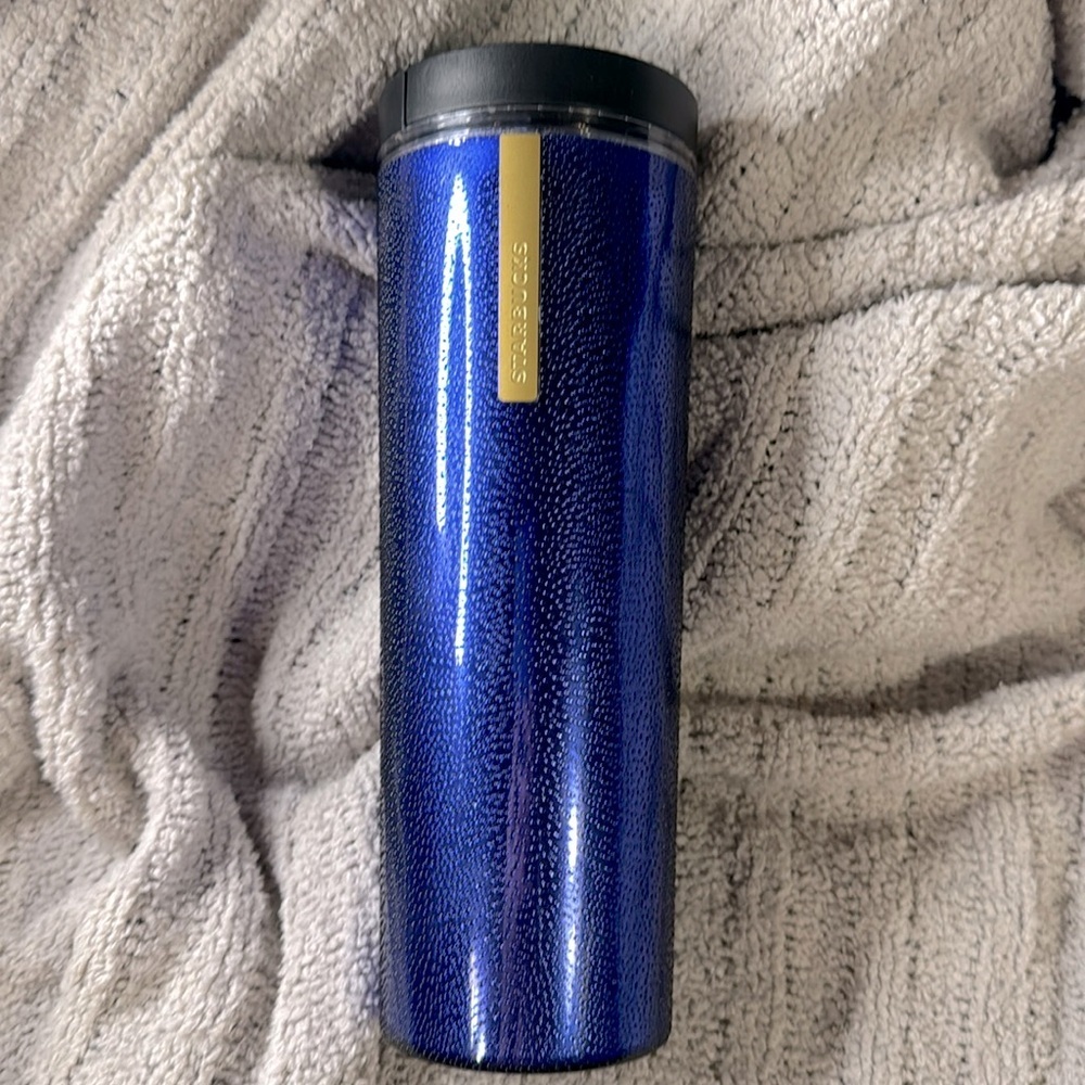 New Starbucks Insulated Cup Dark Blue with tiny bumps design